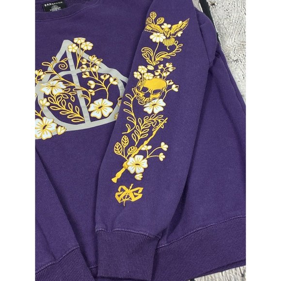 Boxlunch Harry Potter Wizarding World Deathly Hollows Logo Floral Crewneck Sz S - Picture 11 of 12